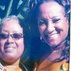 Meet your Posher, Moniquea